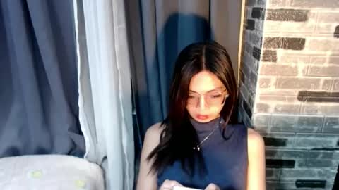 BELLA online show from February 4, 6:34 pm