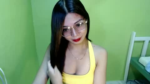 BELLA online show from July 9, 8:46 pm