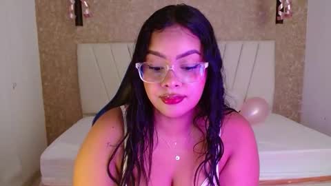 Snapshot of amaranta_carey chatting on October 1, 1:27 am amaranta_carey online show from October 1, 1:27 am