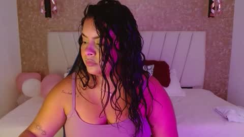 Snapshot of amaranta_carey chatting on October 9, 11:32 pm amaranta_carey online show from October 9, 11:32 pm