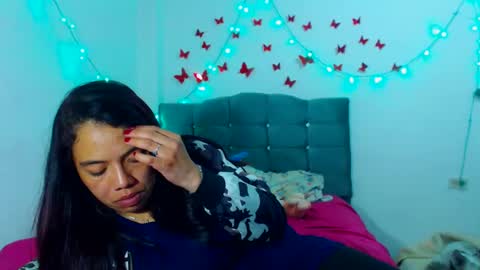 Amara Julia online show from January 17, 2:18 am