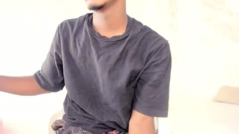 Snapshot of amare_25 chatting on October 16, 7:24 pm Amare online show from October 16, 7:24 pm