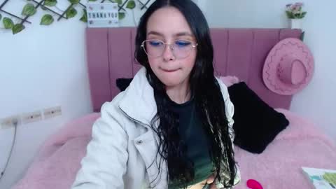 Criss online show from January 7, 4:17 am