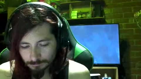 Amaru online show from November 21, 1:58 am