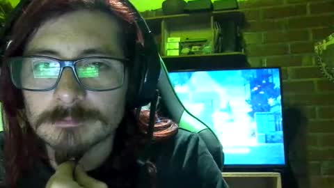 Amaru online show from November 16, 1:51 am