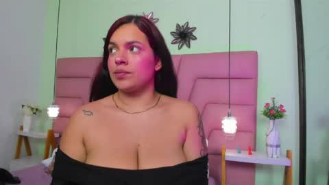 ambar85 online show from March 29, 5:03 pm