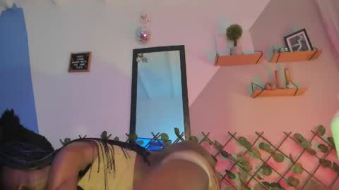 Ambar fitness88 online show from May 11, 2:45 pm