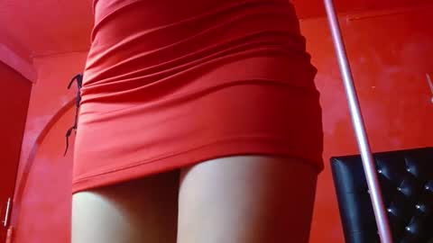 Snapshot of ambar_roux1 chatting on March 10, 2:26 pm ambar_roux1 online show from March 10, 2:26 pm
