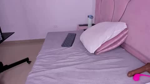 ambarasm online show from April 15, 2:09 pm