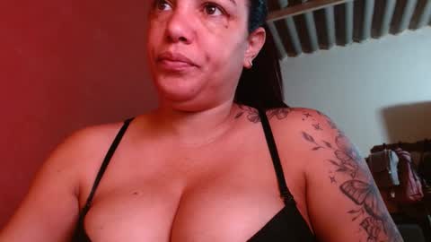 Snapshot of ambarmilf09 chatting on October 11, 2:32 pm ambarmilf09 online show from October 11, 2:32 pm