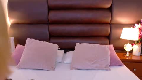 AmbarSantany  online show from March 7, 2:00 am