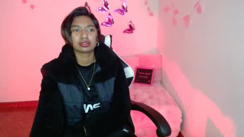 Snapshot of amber__666 chatting on October 20, 1:32 am amber__666 online show from October 20, 1:32 am