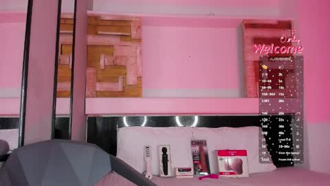 Amber  online show from April 8, 12:30 pm