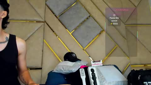 Snapshot of amber_adams_ chatting on October 17, 4:22 pm Amber online show from October 17, 4:22 pm