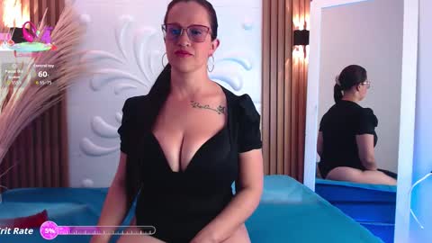 Snapshot of amber_bms chatting on September 21, 3:32 am MIA online show from September 21, 3:32 am