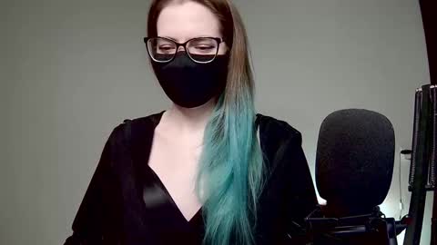 Snapshot of amber_candyfloss chatting on February 19, 9:47 pm Amber non-nude model online show from February 19, 9:47 pm