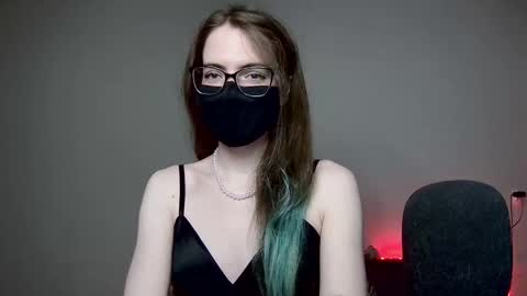 Snapshot of amber_candyfloss chatting on October 4, 12:41 am Amber non-nude model online show from October 4, 12:41 am