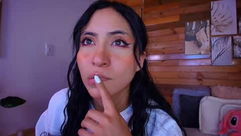 amber_curly online show from May 20, 11:11 pm