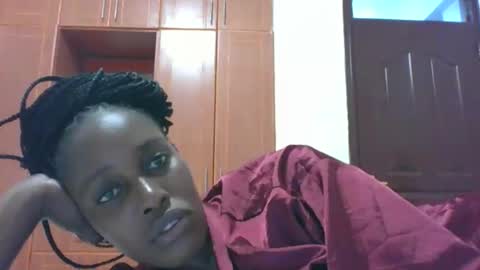 amber_cutie2 online show from September 11, 11:50 pm