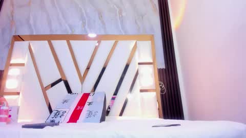 Amber online show from October 29, 1:51 am