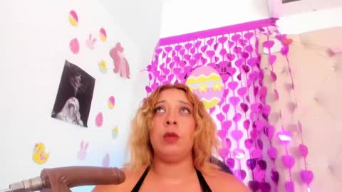 Snapshot of amber_yours chatting on February 24, 5:09 pm NEW ACCOUNT --  online show from February 24, 5:09 pm