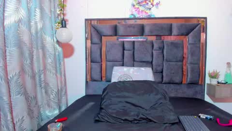 Snapshot of amberbeckeer chatting on September 10, 1:39 am Amber  online show from September 10, 1:39 am