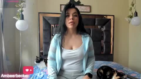 Snapshot of amberbeckeer chatting on December 12, 9:15 pm Amber  online show from December 12, 9:15 pm