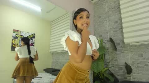 amberblazze online show from October 17, 1:04 pm