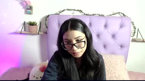 Amber Jeong online show from February 3, 9:50 pm