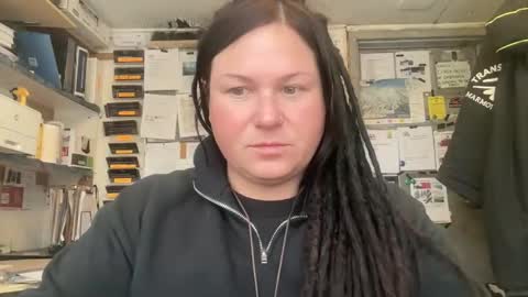 ambermoss7 online show from February 24, 8:56 pm