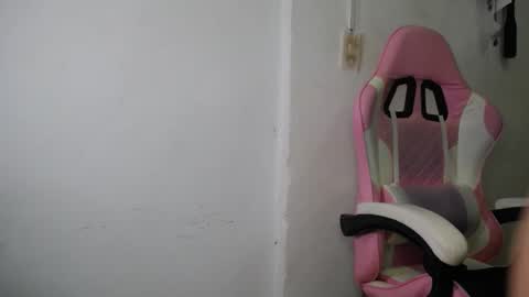 Amber online show from December 1, 2:59 pm