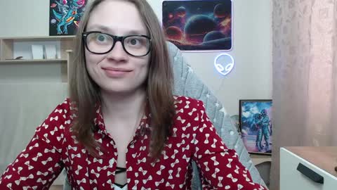 Amber online show from April 11, 7:45 am