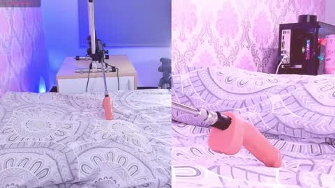 Snapshot of amberthomson_cm chatting on February 25, 10:53 pm . . online show from February 25, 10:53 pm