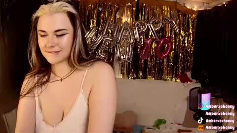 Amber Honey  online show from December 29, 1:45 am
