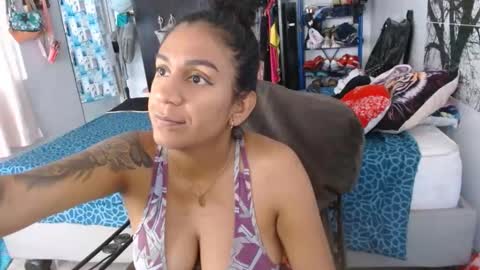 amelia  online show from March 4, 3:48 pm