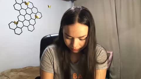 Amelia online show from November 13, 12:08 pm
