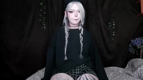 Amelia online show from November 26, 4:48 pm