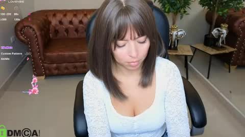 AMELIA online show from June 5, 12:10 pm