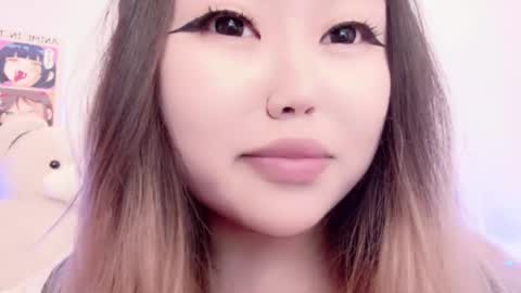 Amelia online show from March 30, 5:02 pm