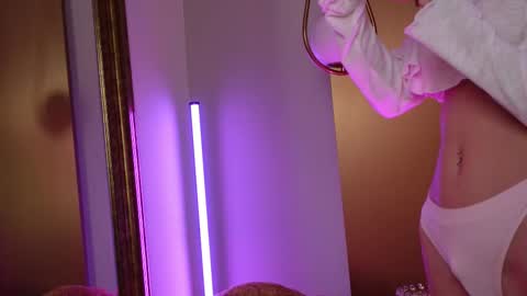 Amelia online show from February 21, 7:34 am