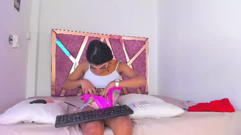 amelia online show from July 18, 8:11 pm