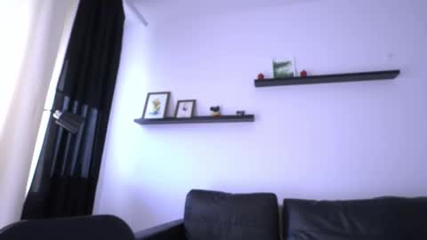 Amelia   online show from November 2, 8:58 am