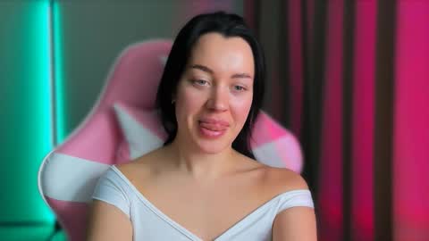 Snapshot of ameliasonk chatting on October 20, 12:54 pm Amelia Sonk online show from October 20, 12:54 pm