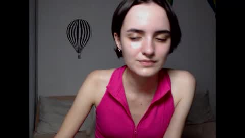 Snapshot of ameliebanshee chatting on October 2, 3:33 pm ameliebanshee online show from October 2, 3:33 pm