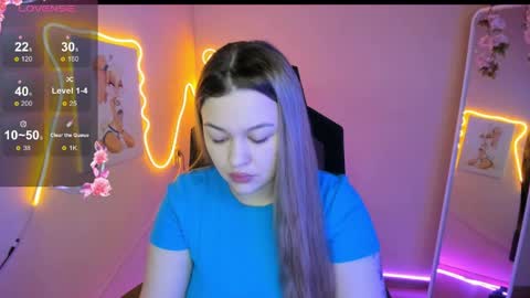 Amelie online show from April 8, 1:03 pm