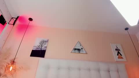          online show from March 3, 4:05 pm