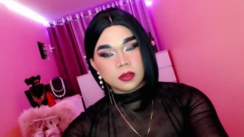 Queen Mireska online show from February 13, 6:37 pm