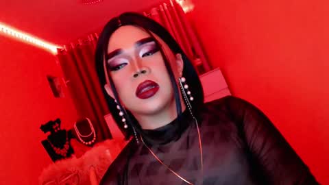 Queen Mireska online show from March 7, 1:51 pm