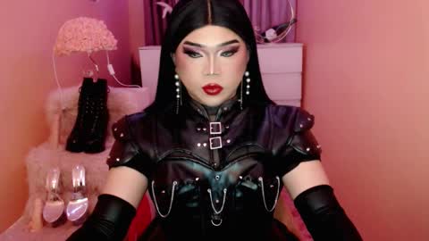 Queen Mireska online show from September 14, 3:13 pm