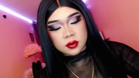 Queen Mireska online show from September 12, 11:12 am